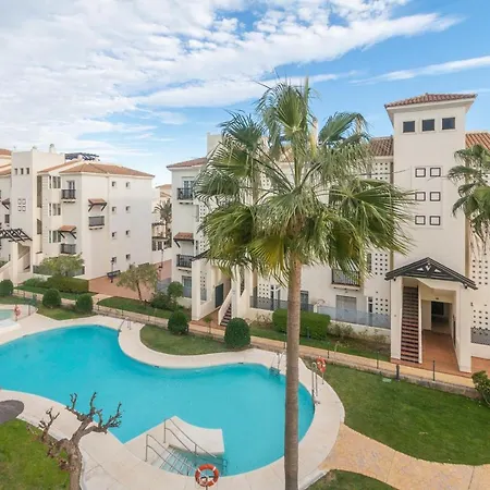 Apartment Residential Duquesa R002